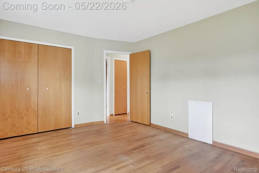 14425 Stonehouse Avenue Livonia City MI 48154