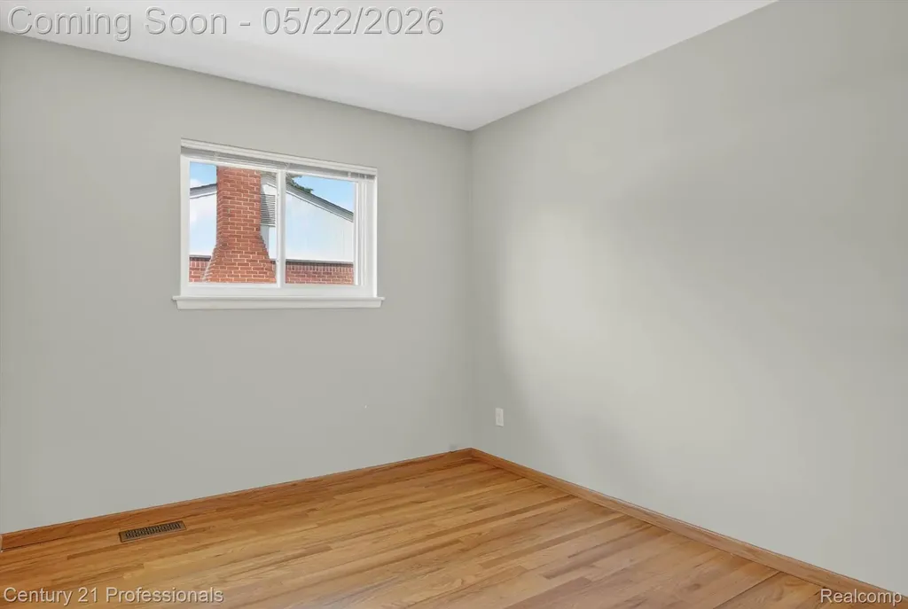 14425 Stonehouse Avenue Livonia City MI 48154
