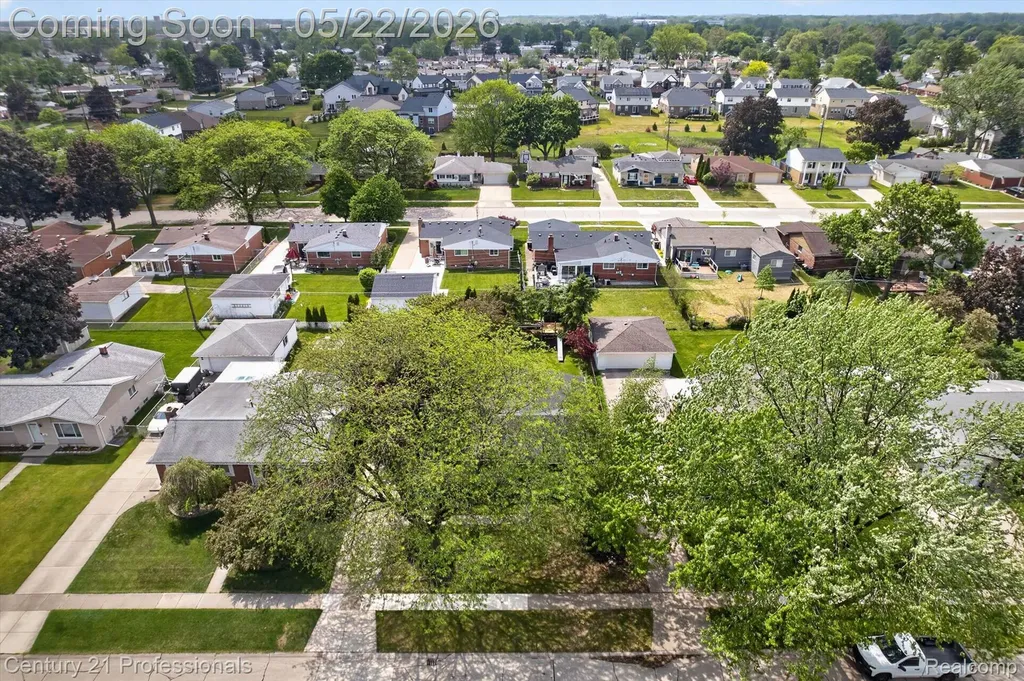 14425 Stonehouse Avenue Livonia City MI 48154
