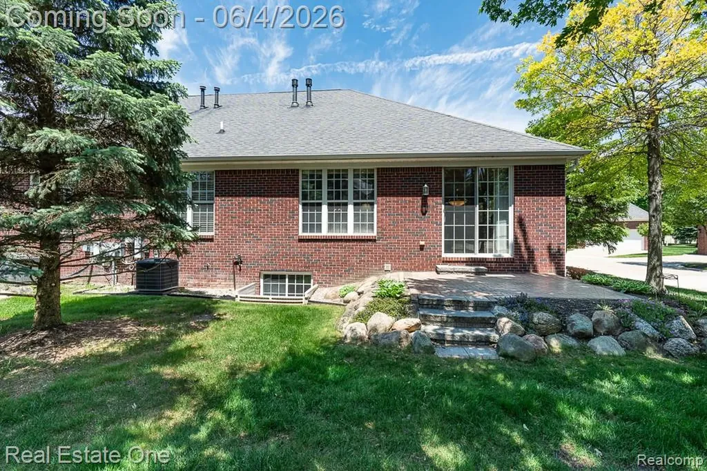 3326 Gemini Drive Sterling Heights City MI 48314