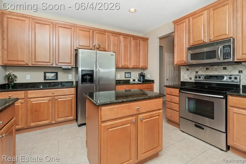 3326 Gemini Drive Sterling Heights City MI 48314