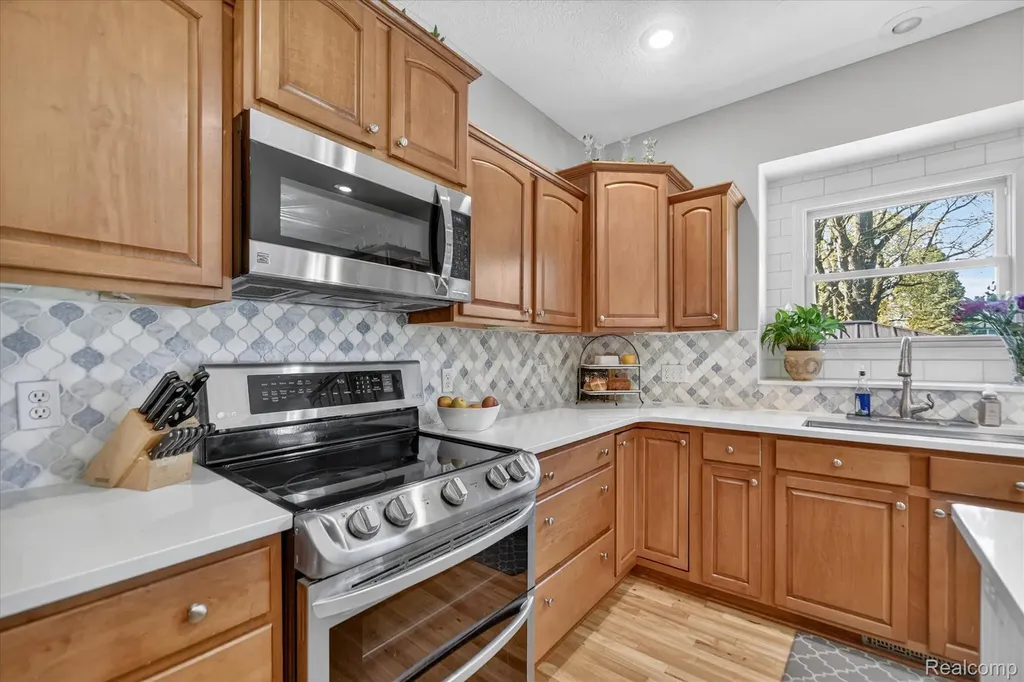 3857 Gorman Drive Dewitt Charter Township MI 48906