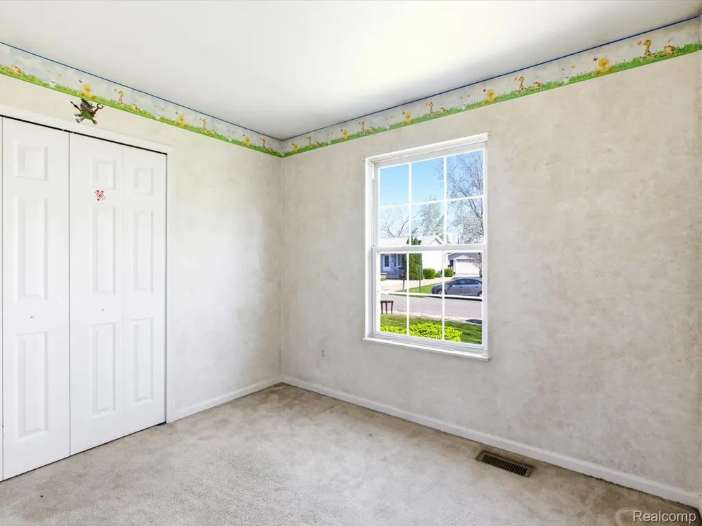 685 Heather Lane Marysville City MI 48040