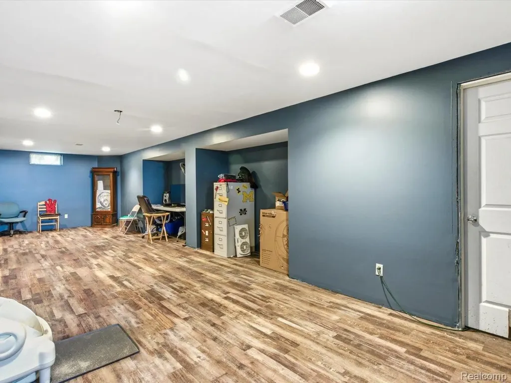 685 Heather Lane Marysville City MI 48040
