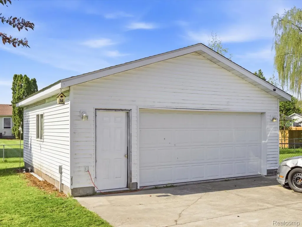 685 Heather Lane Marysville City MI 48040