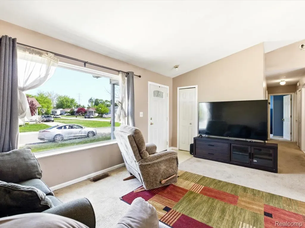 685 Heather Lane Marysville City MI 48040