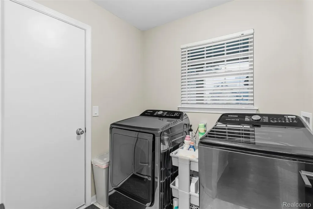 6158 Lismore Circle Grand Blanc Charter Township MI 48439