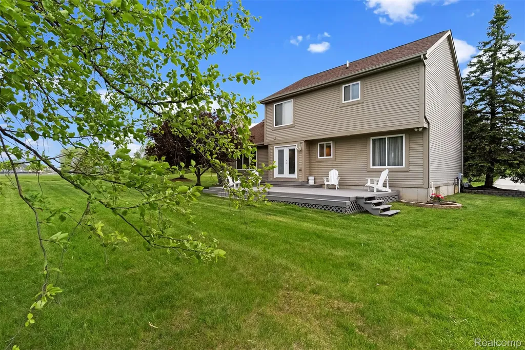 6158 Lismore Circle Grand Blanc Charter Township MI 48439