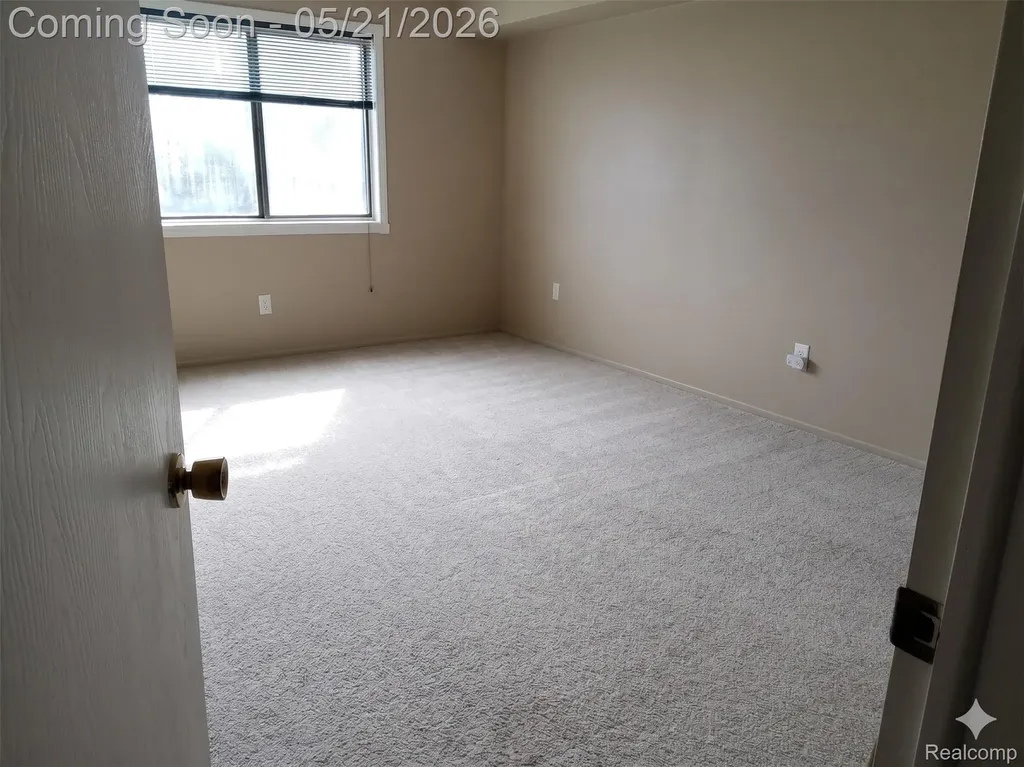 30024 W 12 Mile Road Farmington Hills City MI 48334