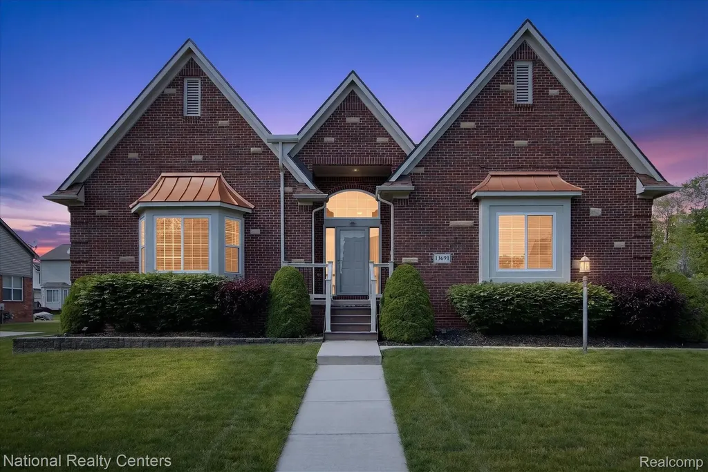 13691 Basswood Circle Van Buren Charter Township MI 48111