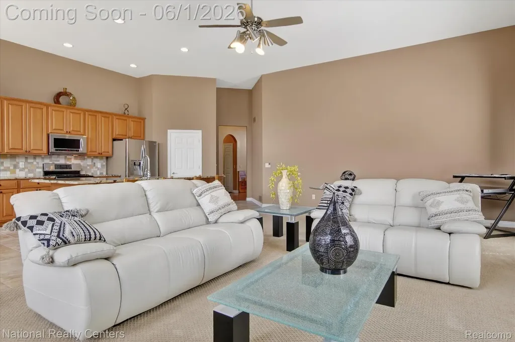 13691 Basswood Circle Van Buren Charter Township MI 48111