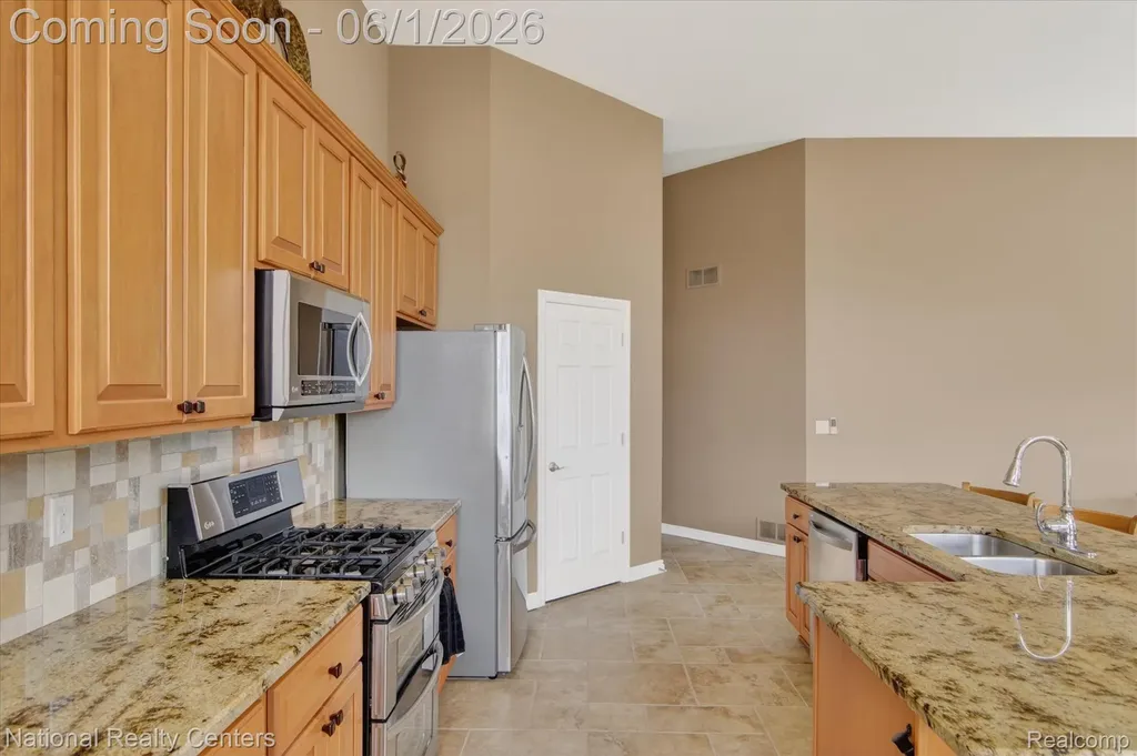 13691 Basswood Circle Van Buren Charter Township MI 48111
