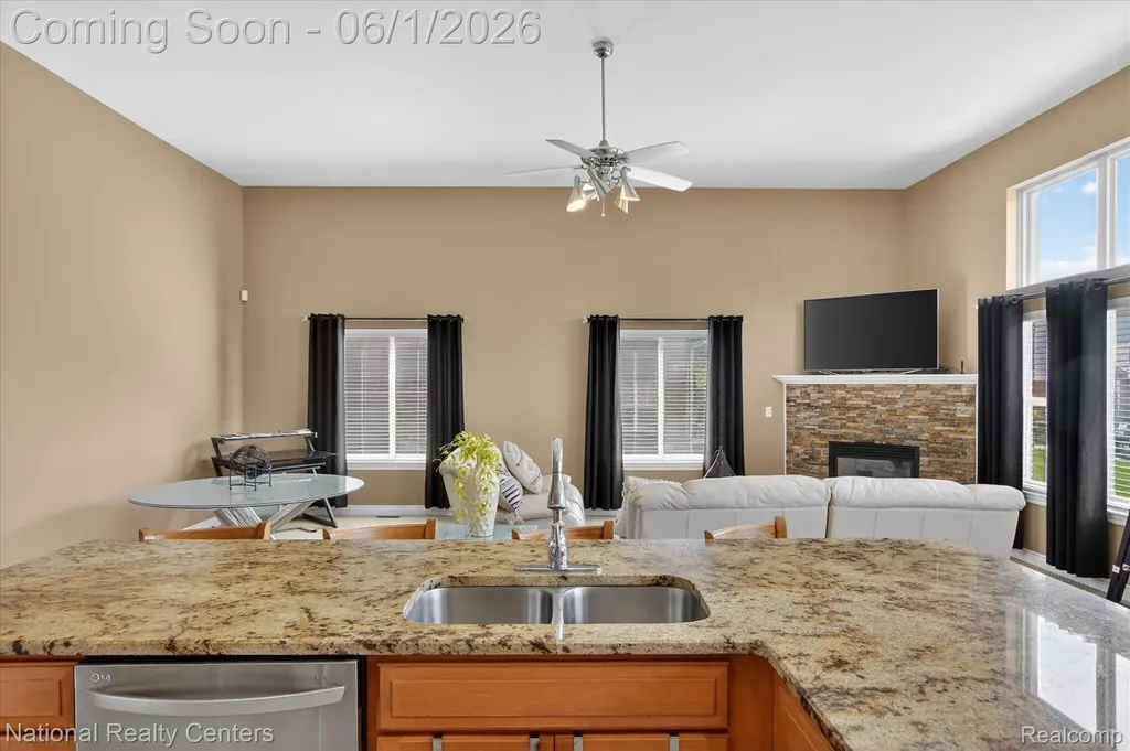 13691 Basswood Circle Van Buren Charter Township MI 48111