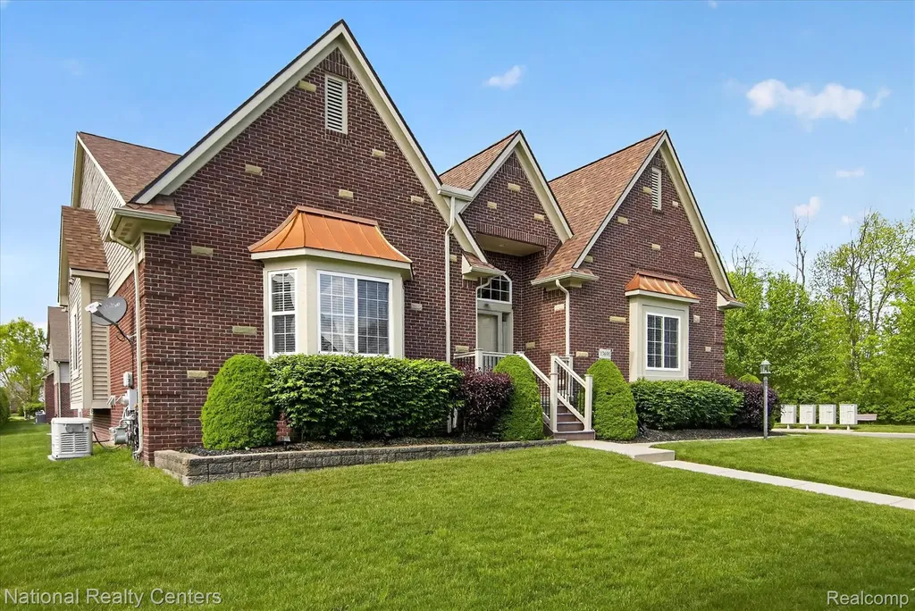 13691 Basswood Circle Van Buren Charter Township MI 48111