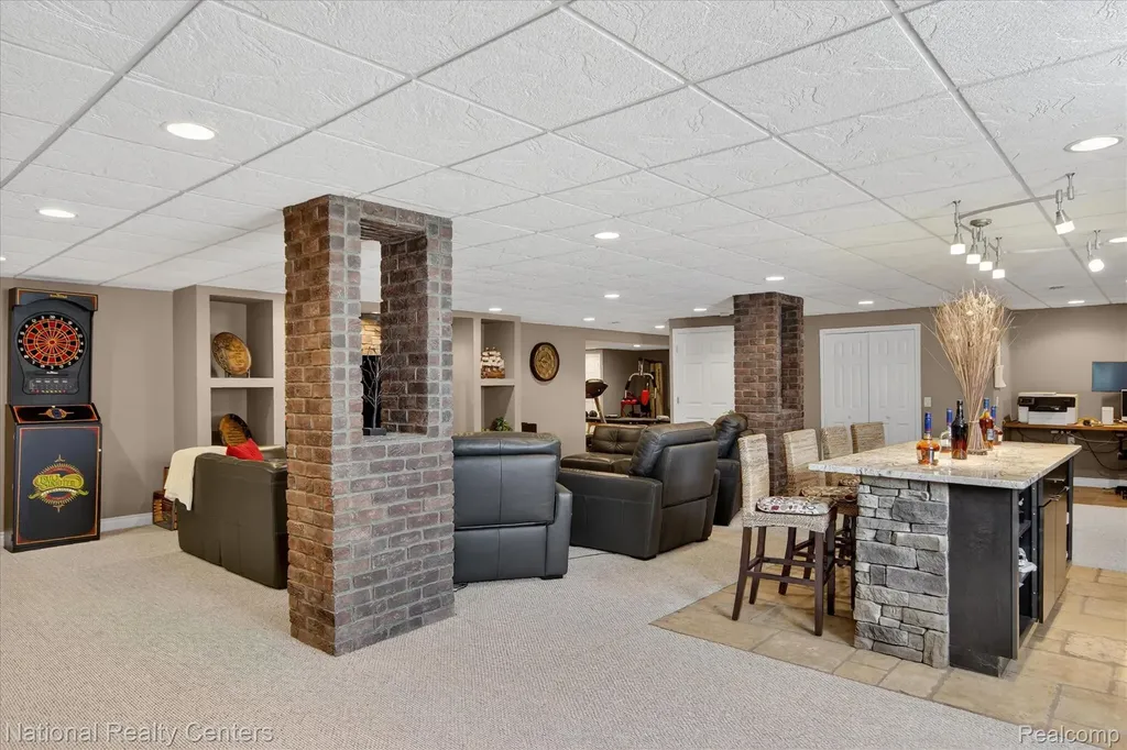 13691 Basswood Circle Van Buren Charter Township MI 48111