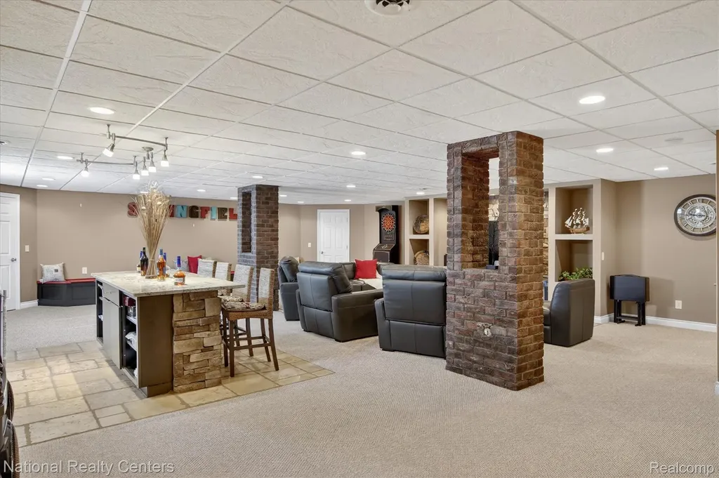 13691 Basswood Circle Van Buren Charter Township MI 48111