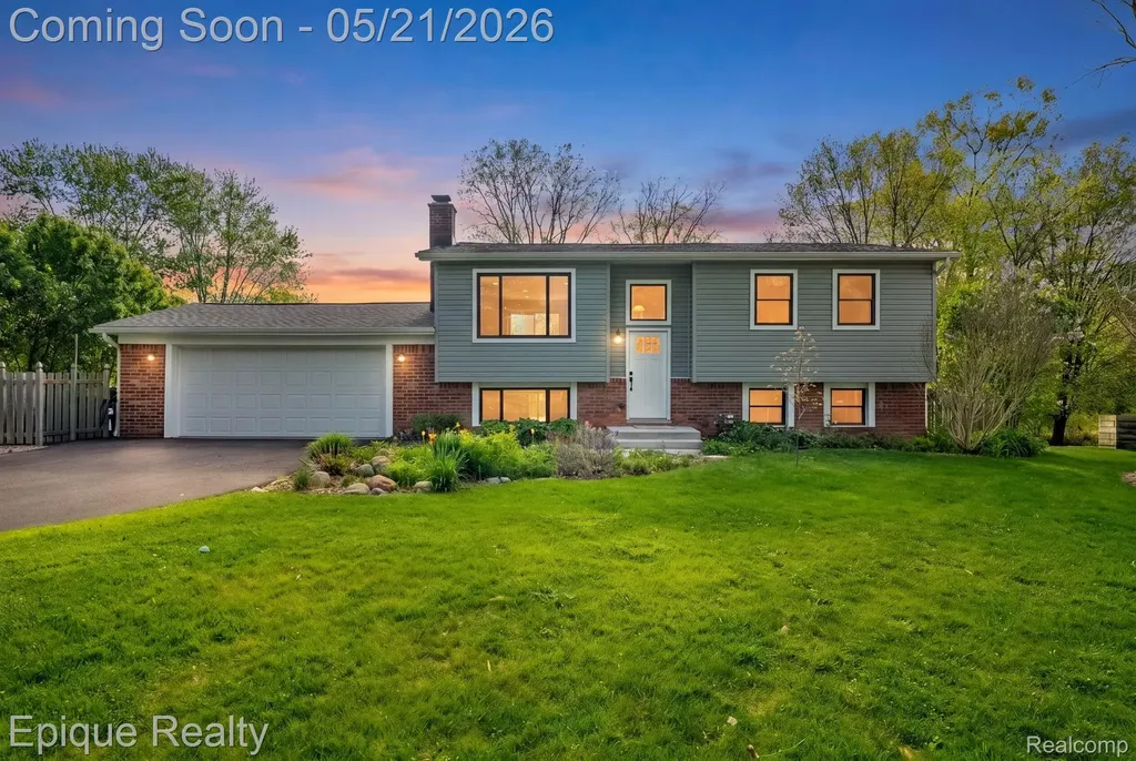 2669 Ripple Court White Lake Charter Township MI 48383