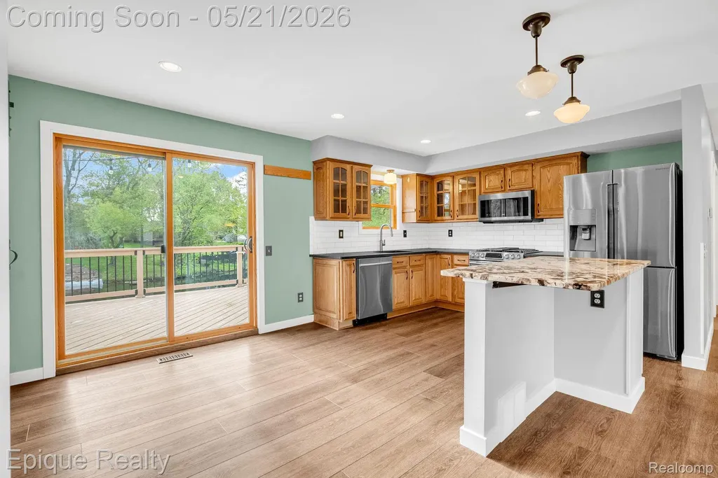2669 Ripple Court White Lake Charter Township MI 48383