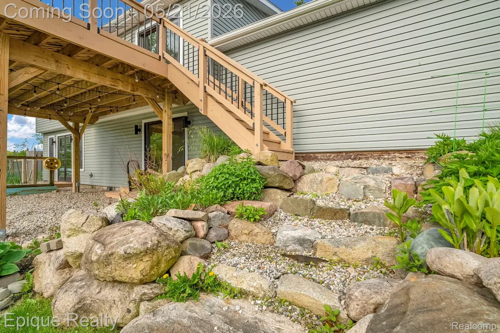 2669 Ripple Court White Lake Charter Township MI 48383