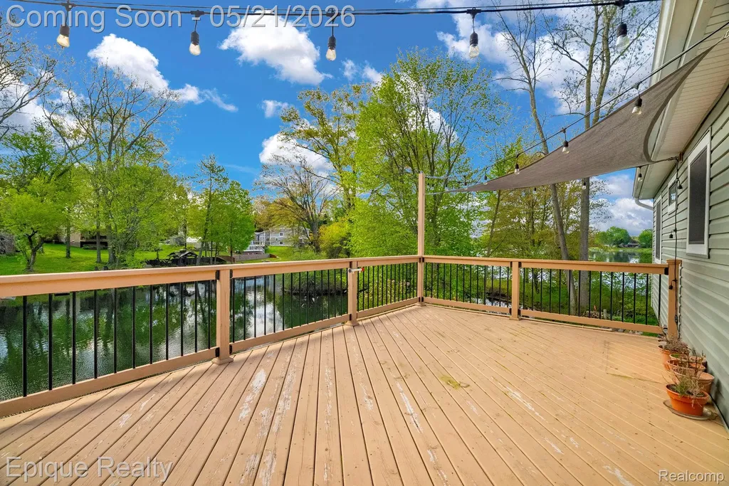 2669 Ripple Court White Lake Charter Township MI 48383