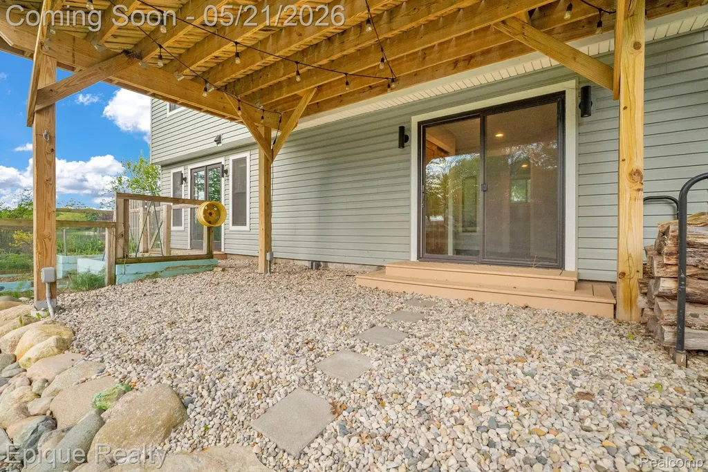 2669 Ripple Court White Lake Charter Township MI 48383
