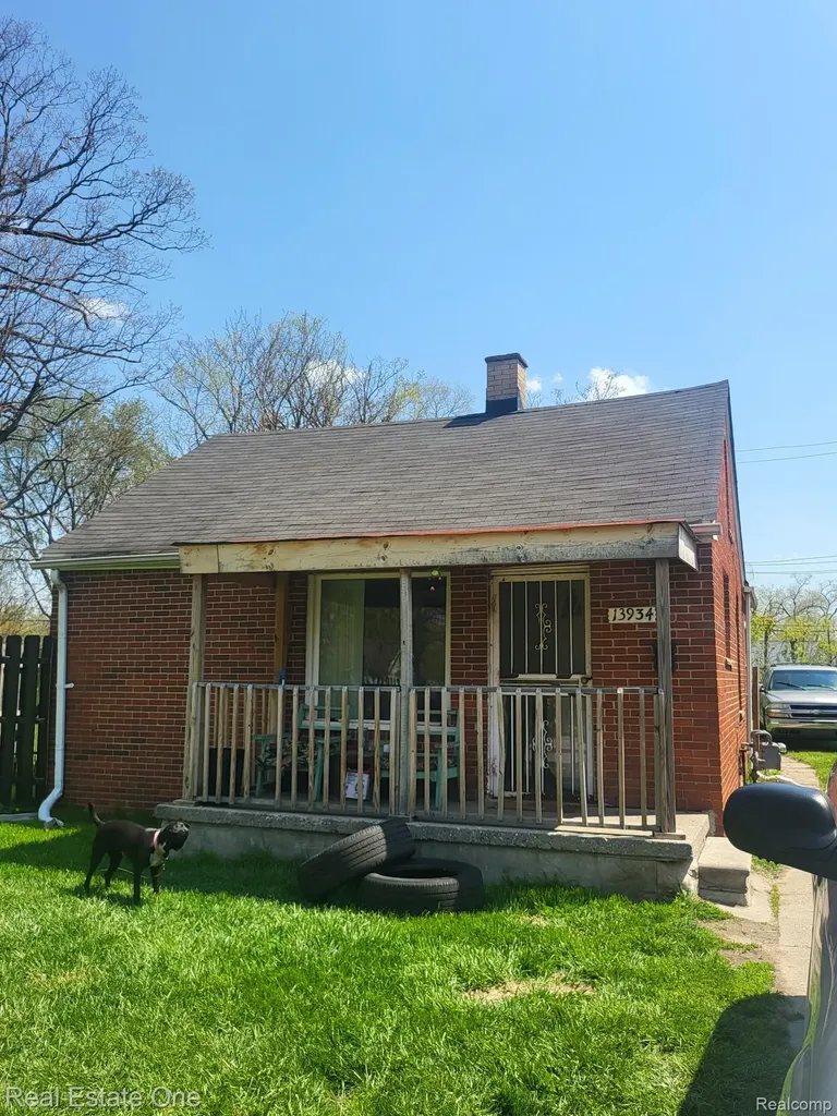 13934 Rockdale Street Detroit City MI 48223