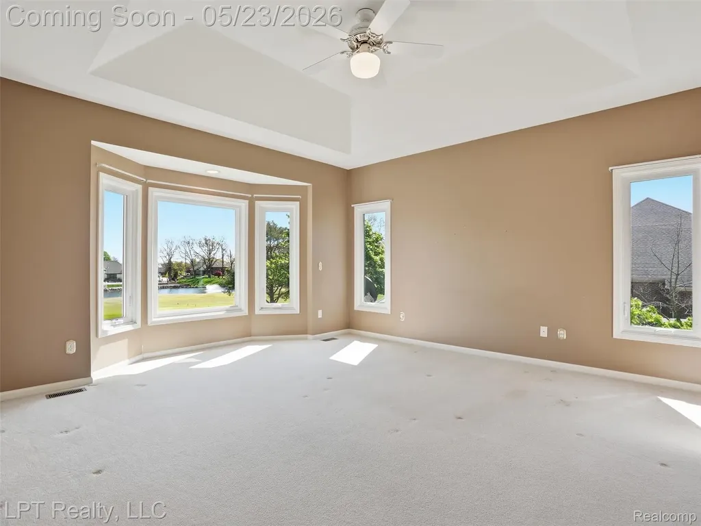 860 Troon Highland Charter Township MI 48357