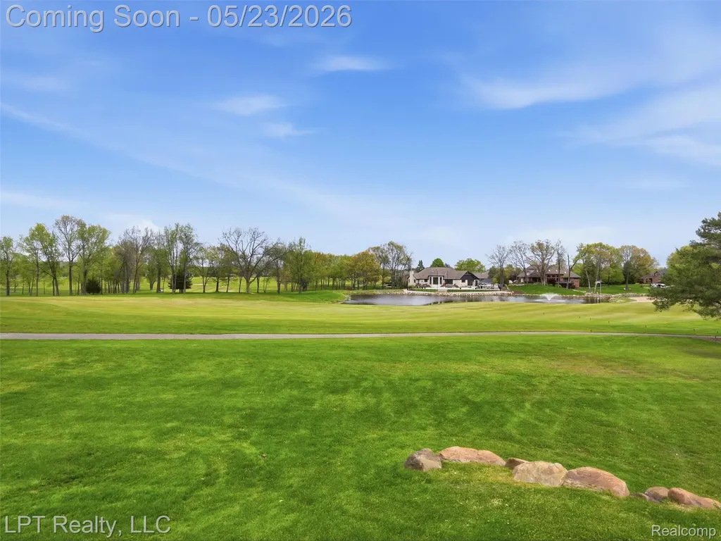 860 Troon Highland Charter Township MI 48357