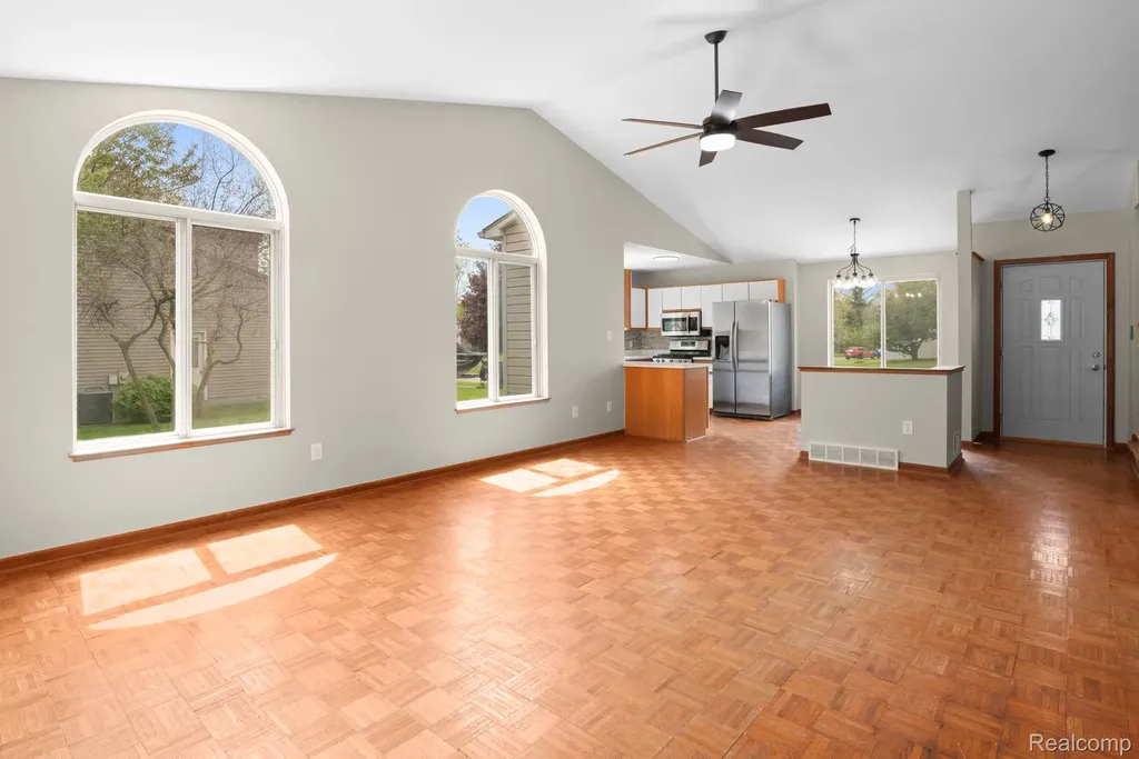 3195 Sandpoint Drive Brighton Township MI 48114
