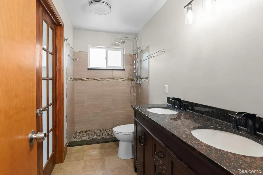 3195 Sandpoint Drive Brighton Township MI 48114