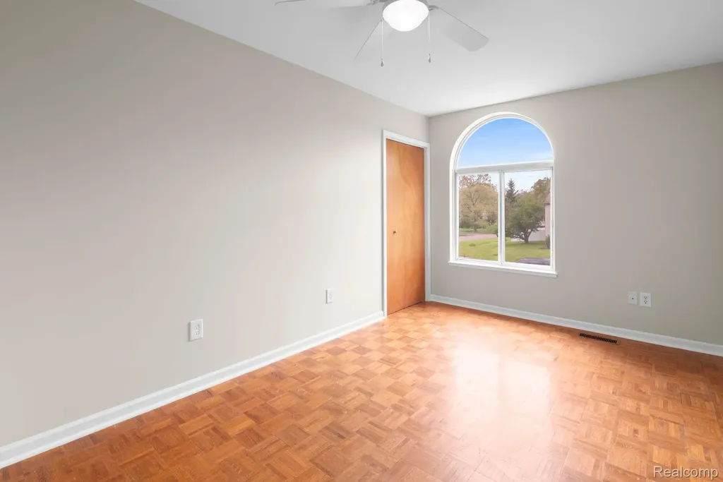 3195 Sandpoint Drive Brighton Township MI 48114