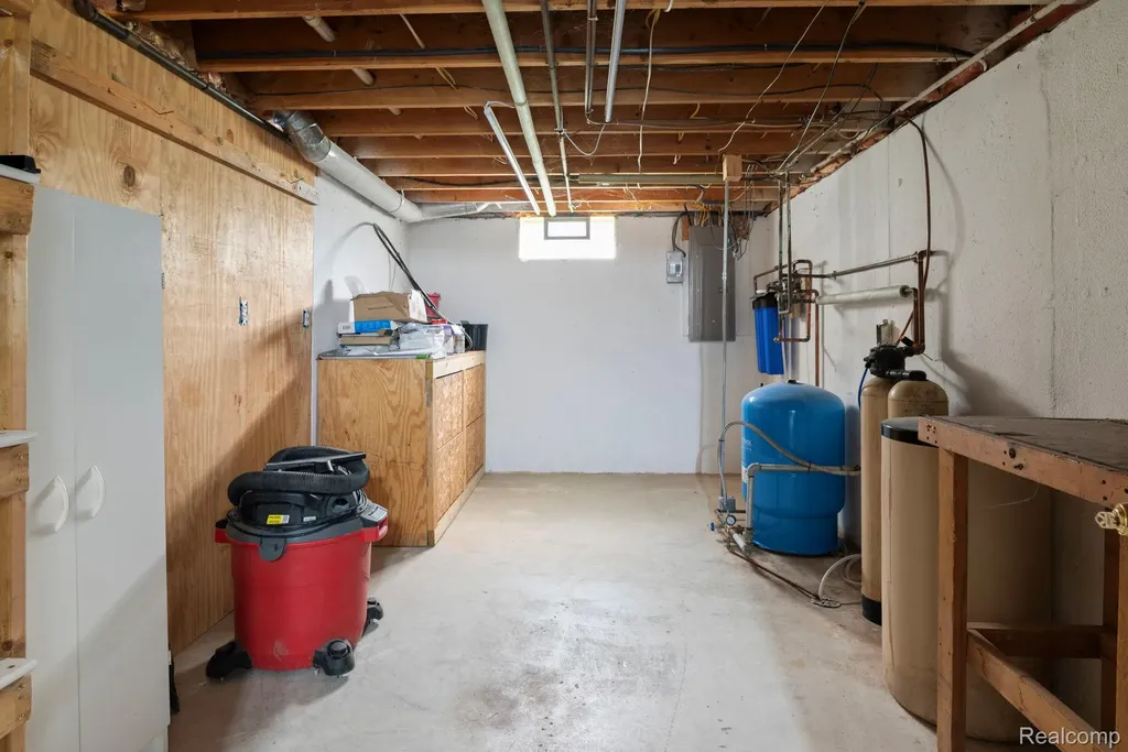 3195 Sandpoint Drive Brighton Township MI 48114