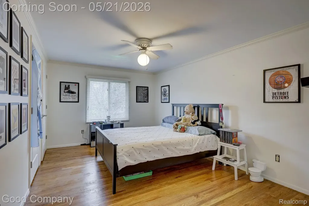 2584 Devonwood Drive Troy City MI 48098