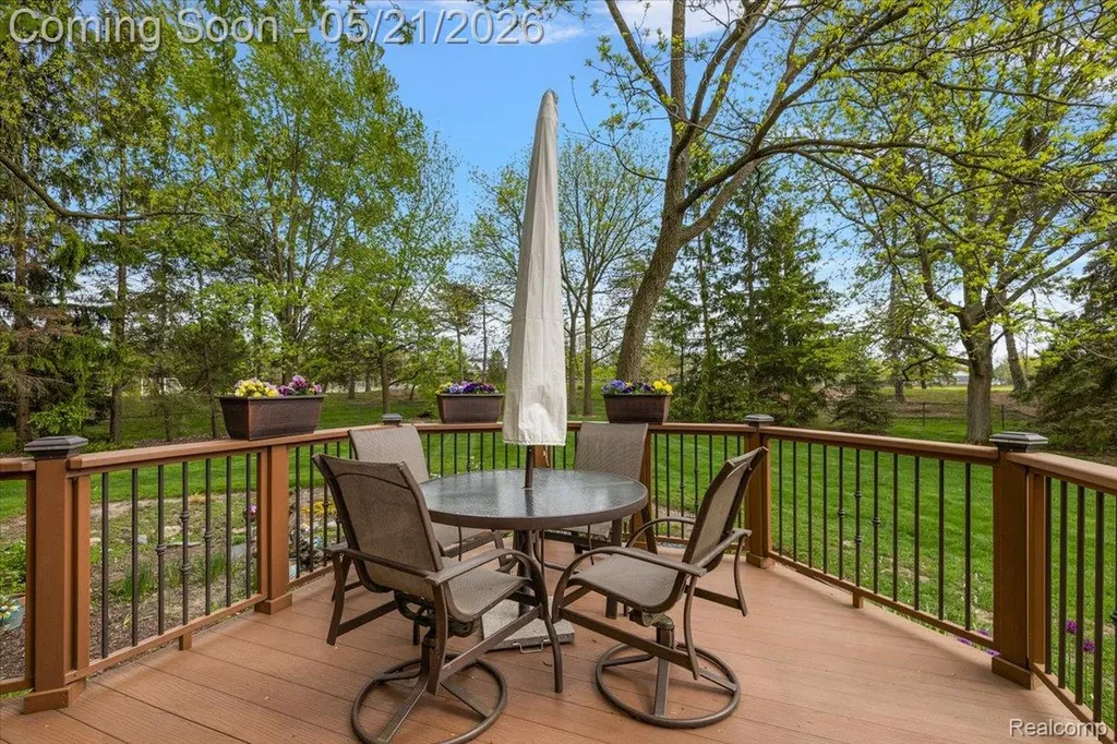 33891 Yorkridge Street Farmington Hills City MI 48331