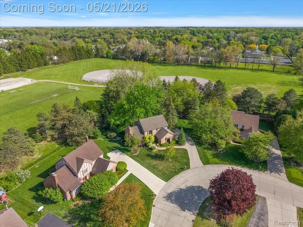 33891 Yorkridge Street Farmington Hills City MI 48331