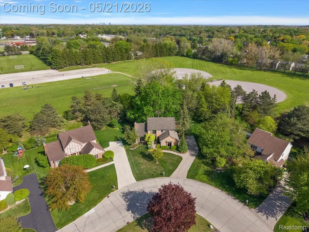 33891 Yorkridge Street Farmington Hills City MI 48331
