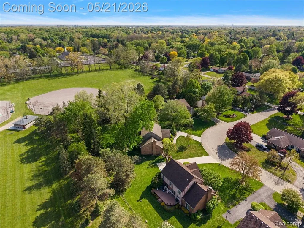 33891 Yorkridge Street Farmington Hills City MI 48331
