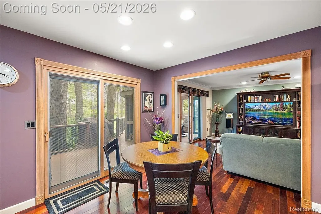 33891 Yorkridge Street Farmington Hills City MI 48331