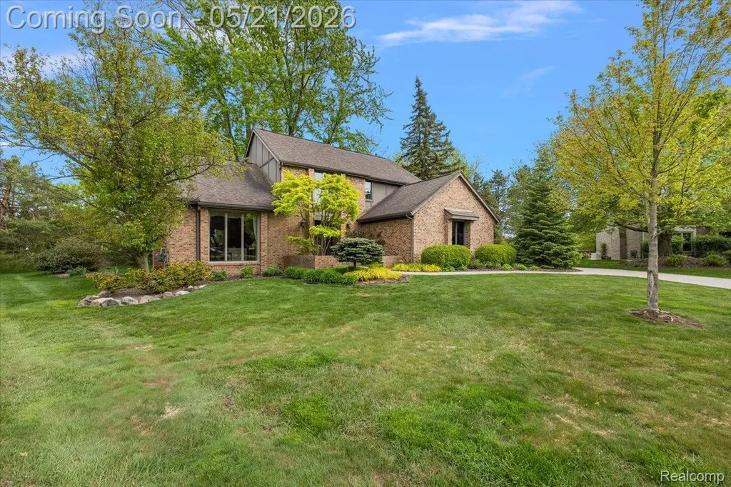 33891 Yorkridge Street Farmington Hills City MI 48331
