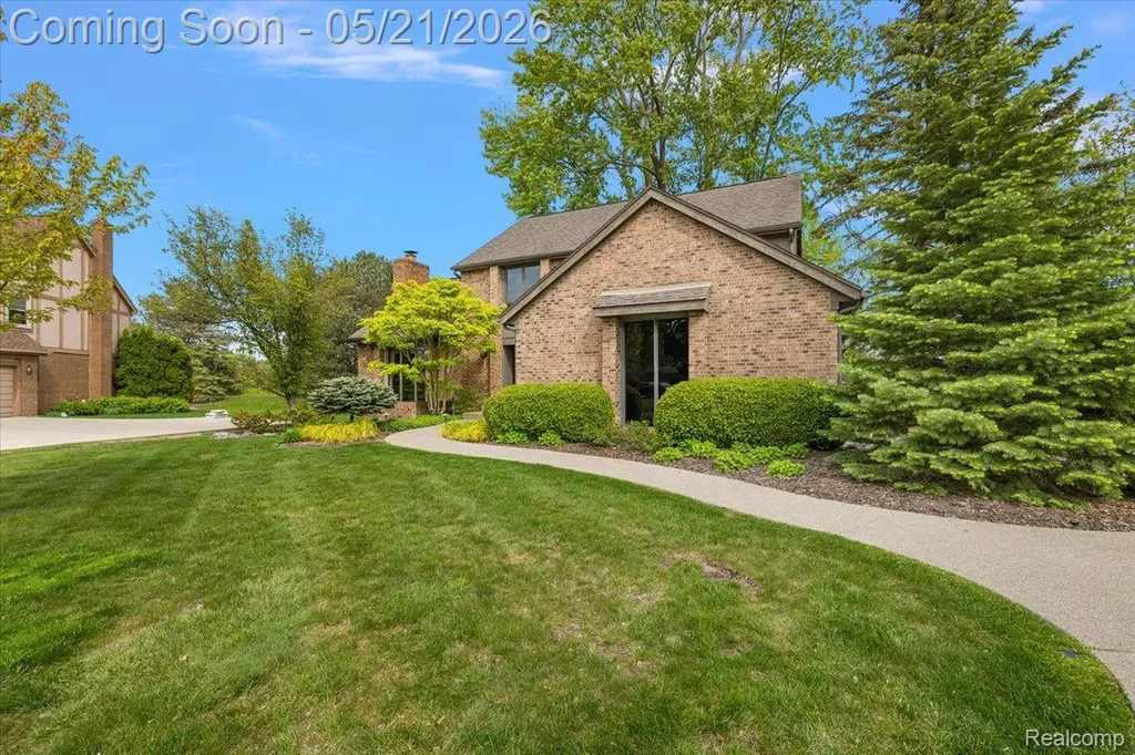 33891 Yorkridge Street Farmington Hills City MI 48331
