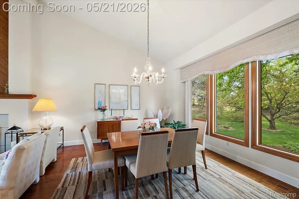 33891 Yorkridge Street Farmington Hills City MI 48331
