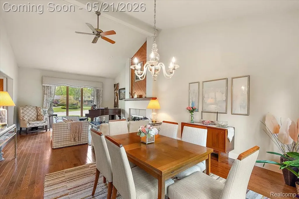33891 Yorkridge Street Farmington Hills City MI 48331