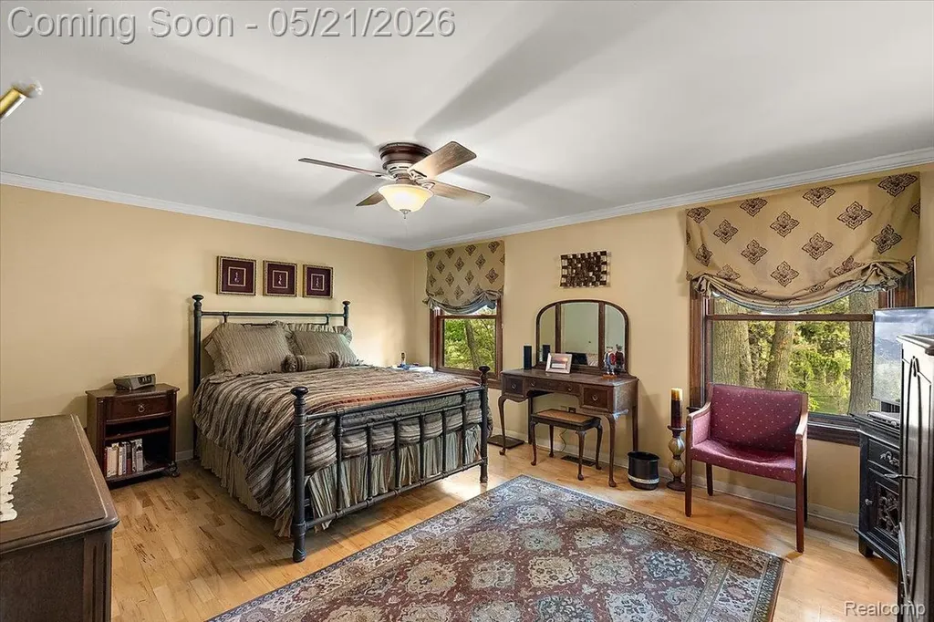 33891 Yorkridge Street Farmington Hills City MI 48331