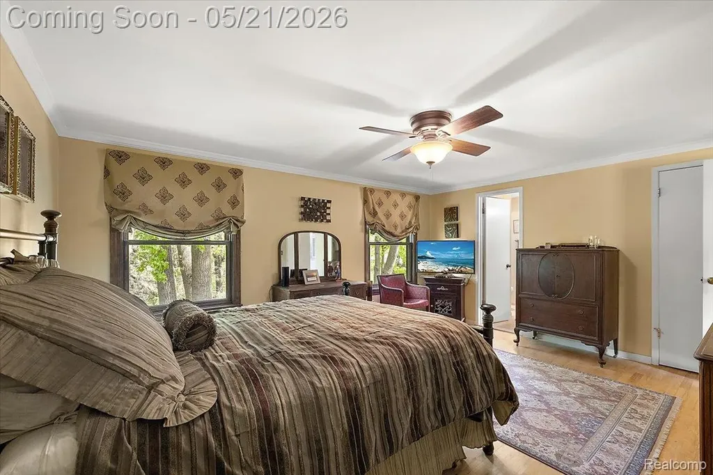33891 Yorkridge Street Farmington Hills City MI 48331
