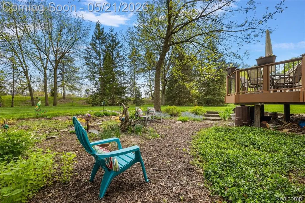 33891 Yorkridge Street Farmington Hills City MI 48331