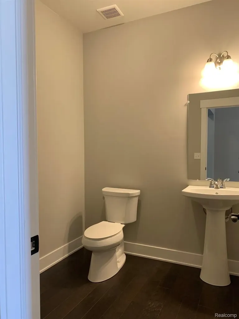 3714 Kinsley Boulevard Superior Charter Township MI 48105