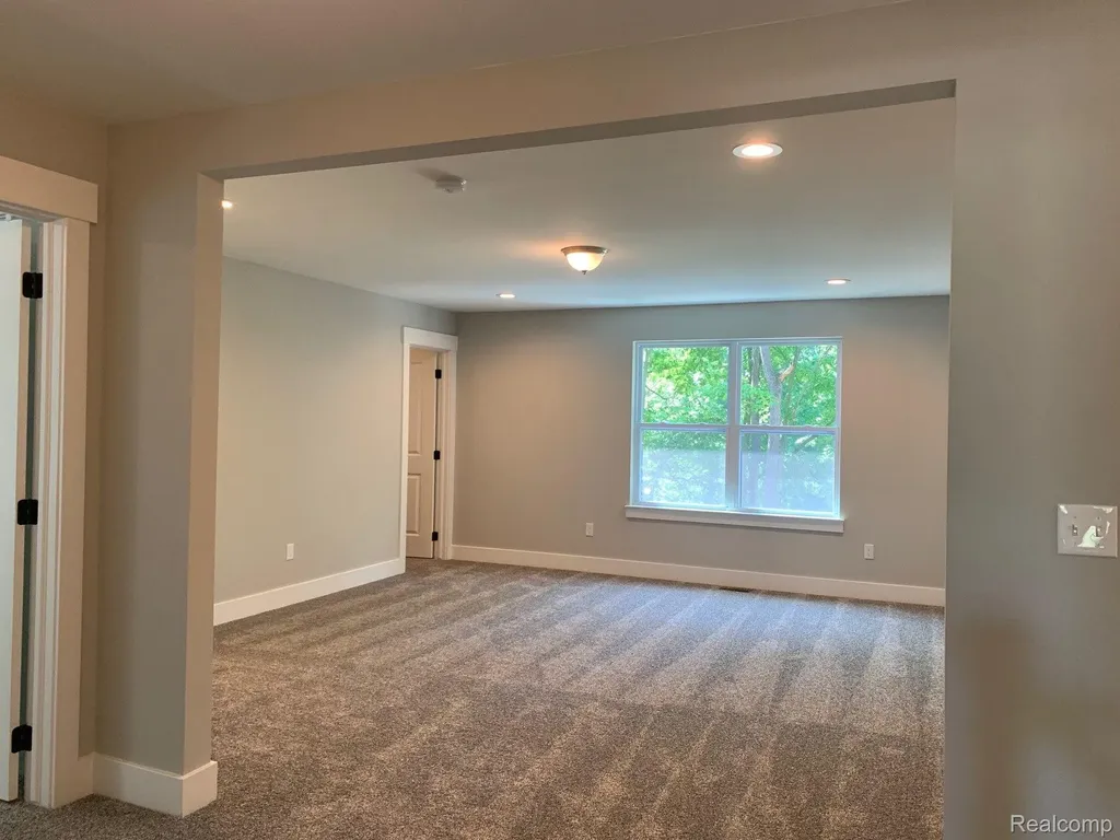3714 Kinsley Boulevard Superior Charter Township MI 48105