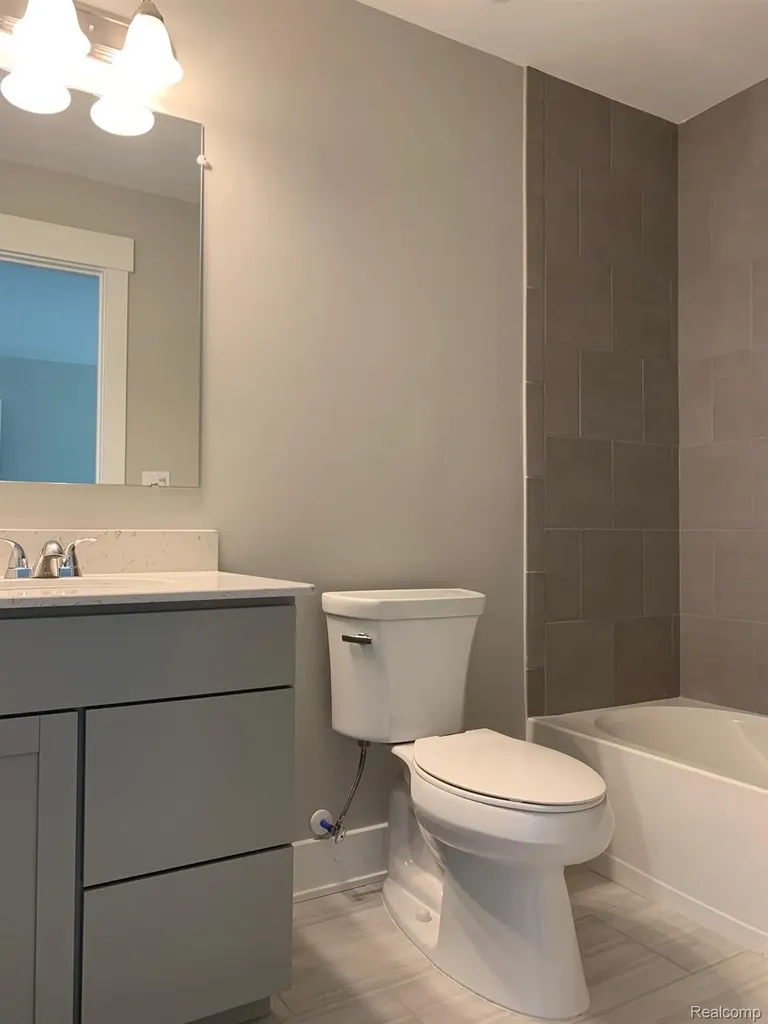 3714 Kinsley Boulevard Superior Charter Township MI 48105