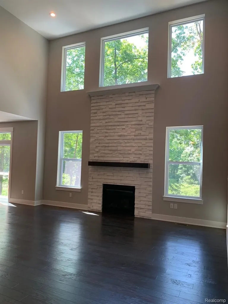 3714 Kinsley Boulevard Superior Charter Township MI 48105