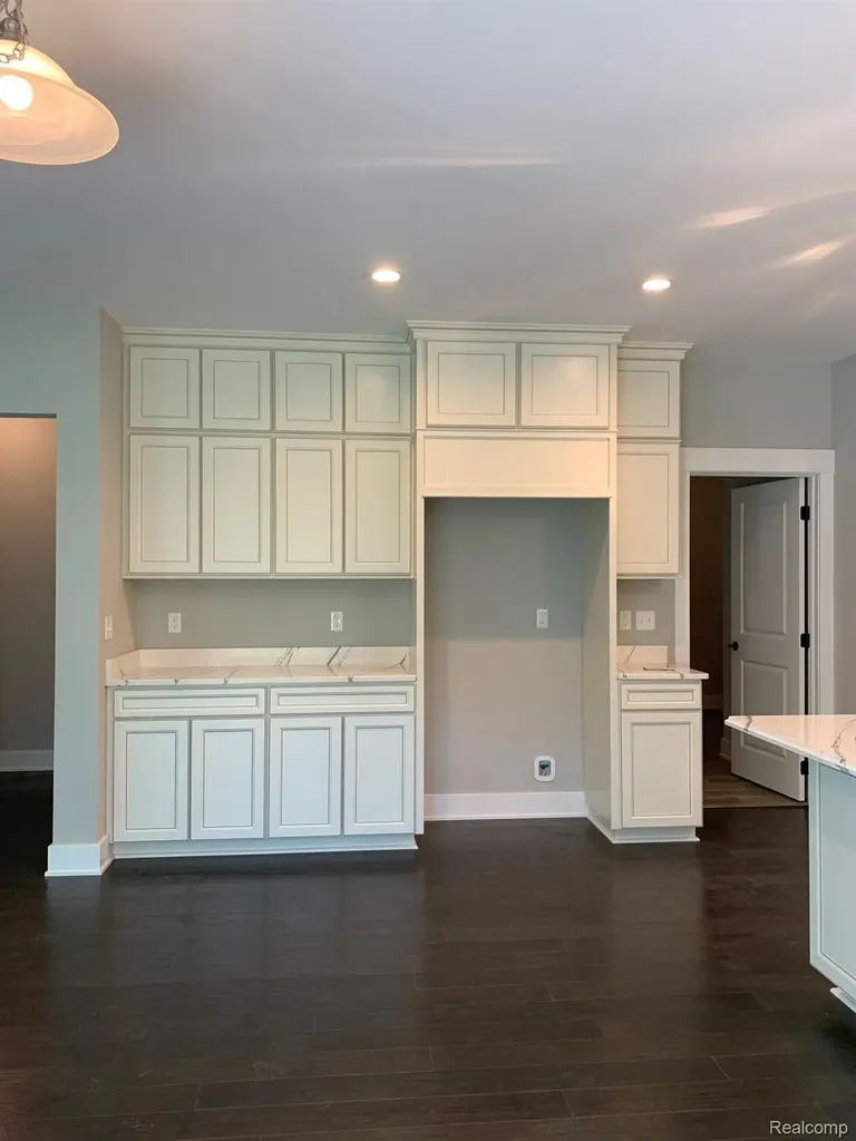 3714 Kinsley Boulevard Superior Charter Township MI 48105